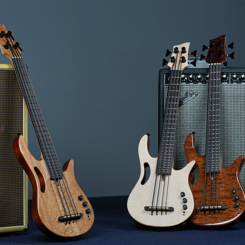 Travel Mini Bass Guitar 31.6 Inches Digital Pick Up 4 strings With Bag,strap,line