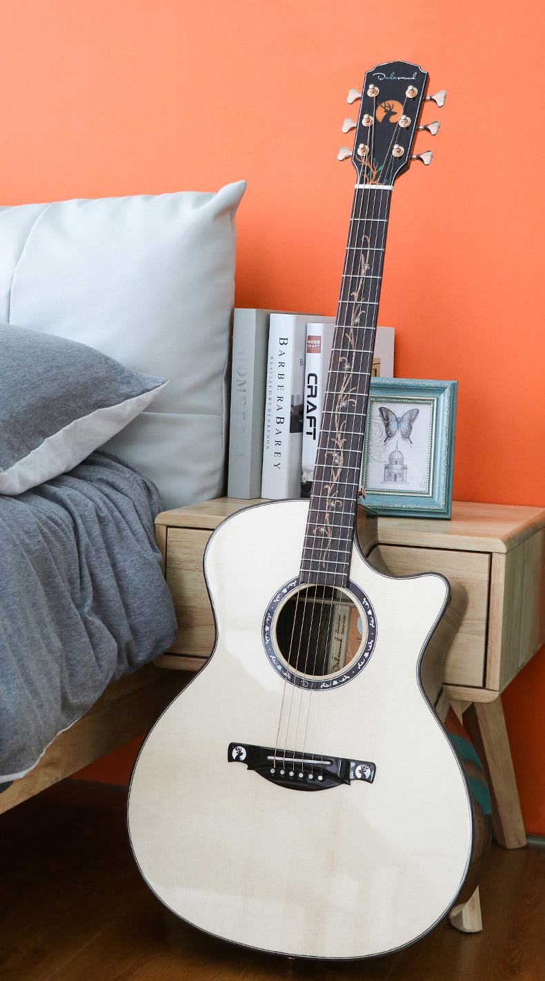 Top Solid Spruce 40/41 Inches Acoustic Guitar with Accessories Gloss Finish